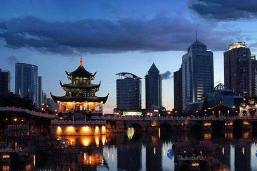 中国十大超穷省会城市排行榜 贵阳第一