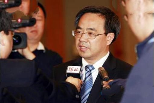 最年轻的省委书记——胡春华（年仅49岁）