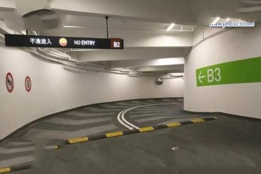 重庆最难停的停车库：国金中心地下停车库 下5层绕8圈