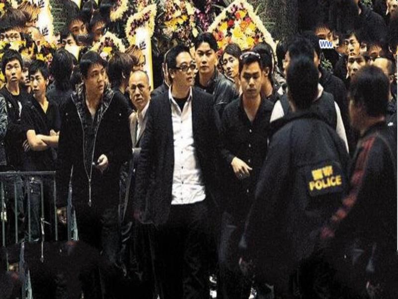 香港黑帮四大家族，统治香港地上地下所有产业(港星只是他们的玩物)