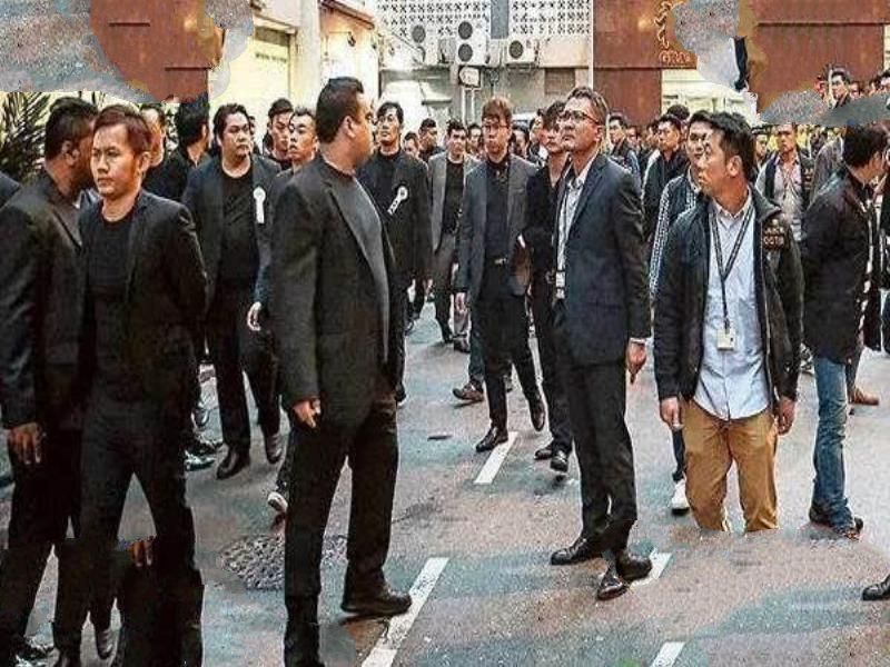 香港黑帮四大家族，统治香港地上地下所有产业(港星只是他们的玩物)