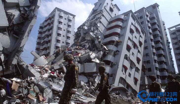 世界上最大的地震海啸——智利（最大震级为9.5级）