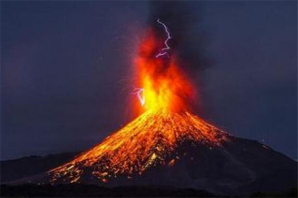 世界十大超级火山 长白山火山成人气旅游地，你认识哪几座