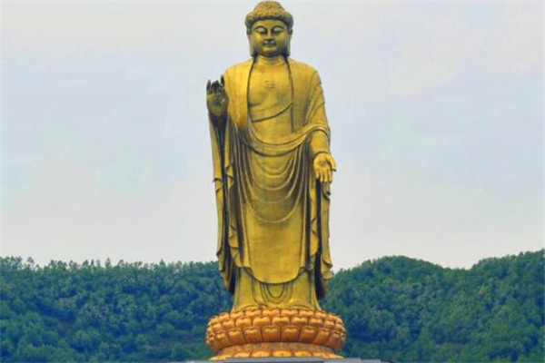 世界十大佛像 我国中原大佛最高，卧佛寺卧佛无人不知