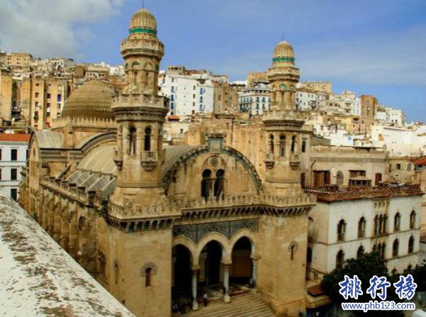 世界上最长的国名排行榜,利比亚中文名超长（16个汉字）