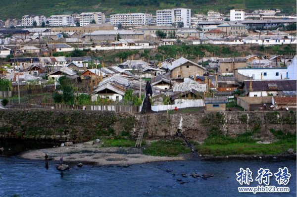世界上最长的国名排行榜,利比亚中文名超长（16个汉字）