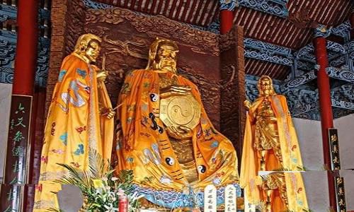 伏羲神像