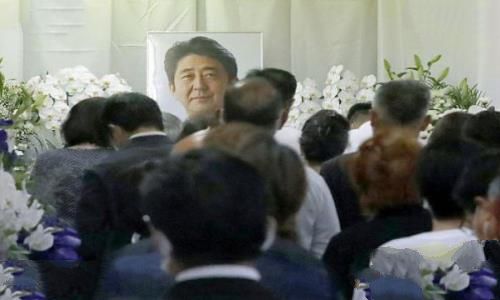 安倍晋三为什么被杀，袭击者想杀鸡儆猴