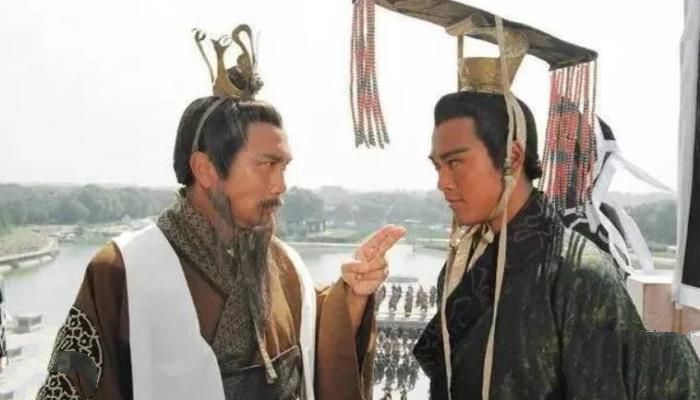 秦始皇与吕不韦的关系，吕不韦和嬴政是父子关系吗