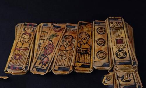 扑克牌上的人物都是谁? 扑克牌上的人物都是谁?