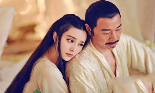 跪而吮上乳是什么意思?跪而吮上乳典故出处介绍