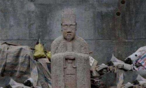 魏延墓前真的跪着诸葛亮吗：不是诸葛亮（是杨仪和马岱）