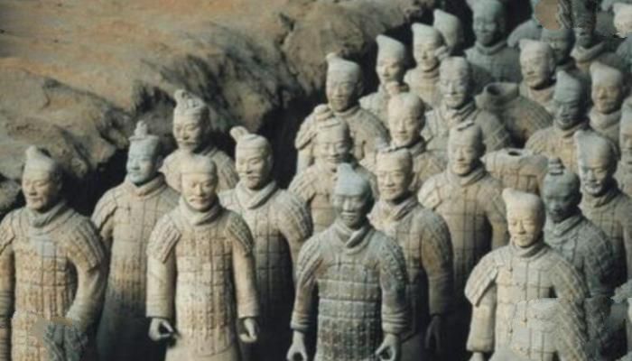 兵马俑是活人做的吗，兵马俑有活人俑吗