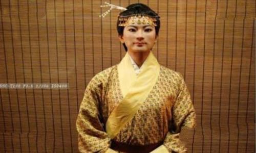 辛追为什么那么吓人?看看刚出土时图片就知道了 辛追为什么那么吓人?看看刚出土时图片就知道了