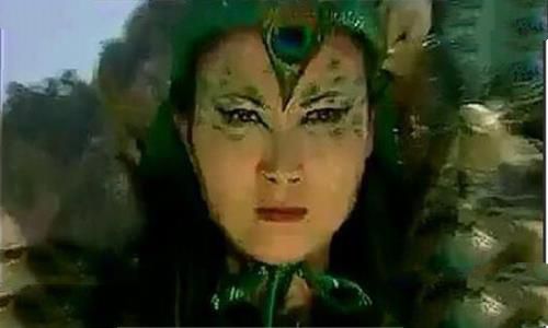 孔雀大明王是男是女：以女相为主（被如来称为佛母）