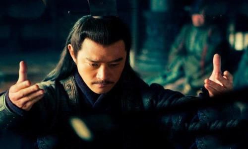 周瑜历史上有什么功绩?他又是怎么死的?