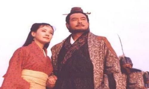 蔡文姬是谁的老婆 一生坎坷经历了三段婚姻(结局幸福隐居)
