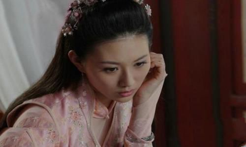 董鄂妃是董小宛吗：董鄂妃和顺治帝的爱情(不是董小宛)