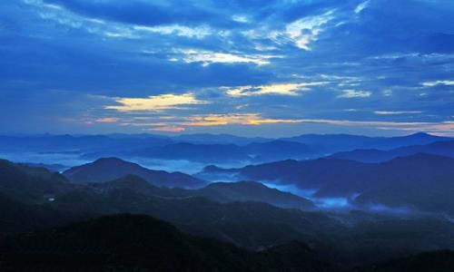 天姥山位于什么地方 天姥山位于什么地方