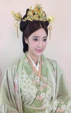 汉武帝的李夫人是怎么死的,李夫人生平经历事迹资料
