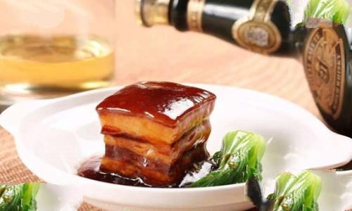 苏轼和东坡肉的故事是怎样的?苏轼还发明了哪些菜