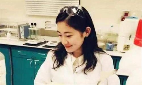 何碧玉高考一分没丢吗 历史上神级学霸（一分未丢）
