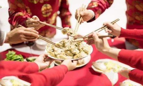 年夜饭的来历年夜饭特色和南北方不同差异