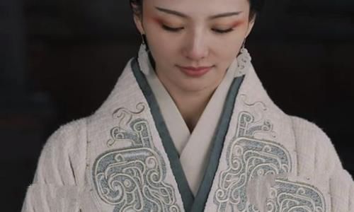 历史上嬴政最爱的女人,是芈华还是离秋 历史上嬴政最爱的女人,是芈华还是离秋