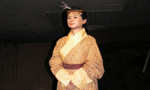 马王堆辛追夫人的真实历史：长沙国丞相利苍妻(1972年出土)