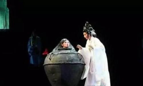 戚夫人人彘活了多久 戚夫人为什么能活下来