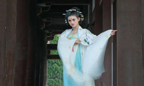上官婉儿是女宰相,为什么会死于墨刑? 上官婉儿是女宰相,为什么会死于墨刑?