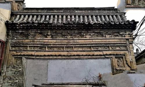 不撞南墙不回头的南墙是什么意思