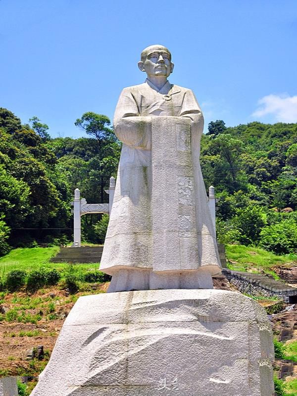 朱允炆找着了？改名换姓活百岁，有人认祖还拿出证据，专家说靠谱