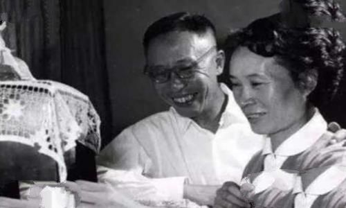 溥仪为什么不能生育