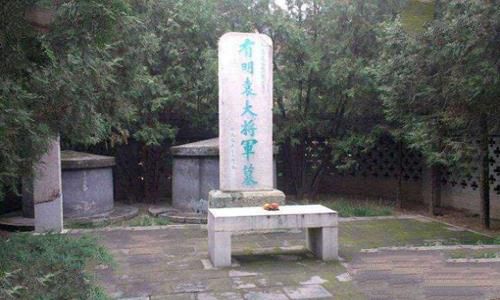 袁崇焕之死多少刀?守墓人是谁? 袁崇焕之死多少刀?守墓人是谁?
