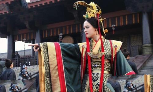 芈月是秦始皇的什么人? 芈月是秦始皇的什么人?