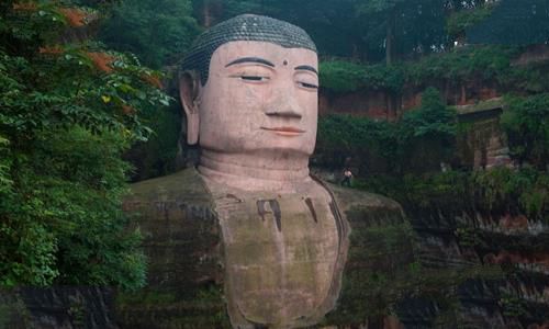 乐山大佛闭眼事件是真的吗 乐山大佛闭眼事件是真的吗