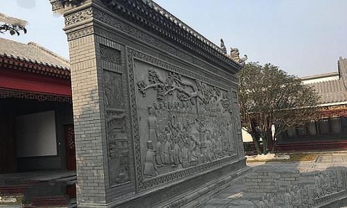 不撞南墙不回头的南墙是什么意思