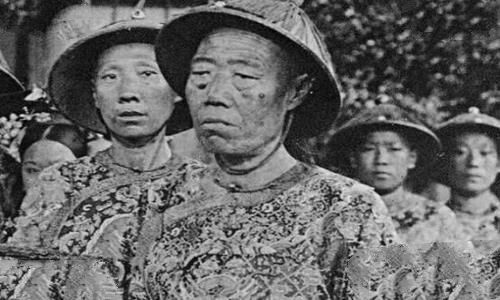 李莲英和慈禧是什么关系 慈禧为什么这么宠爱李莲英