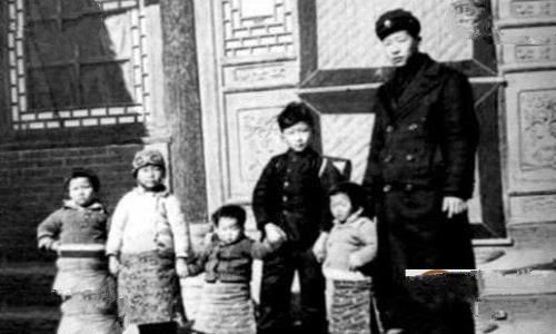 杨虎城子女合照