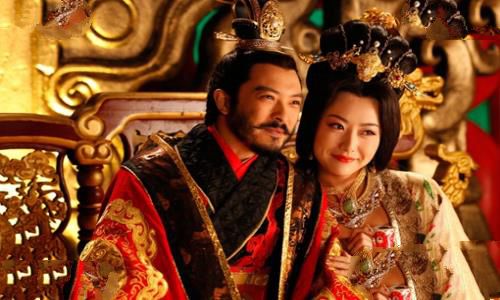 杨素是一个什么样的人?为什么说是名将也是奸臣? 杨素是一个什么样的人?为什么说是名将也是奸臣?