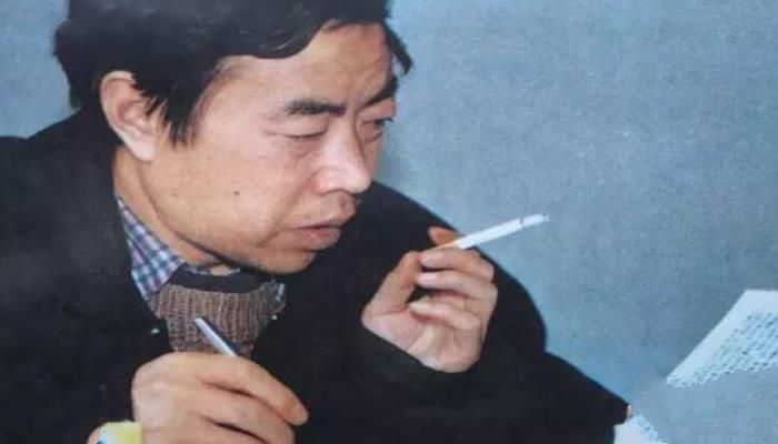 贾平凹怎么念正确读音，贾平凹的凹为什么读wa