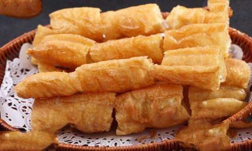 中国美食“油条”是怎么来的?他背后的故事又是什么? 中国美食“油条”是怎么来的?他背后的故事又是什么?