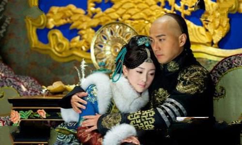 电视剧《美人无泪》皇太极与海兰珠剧照