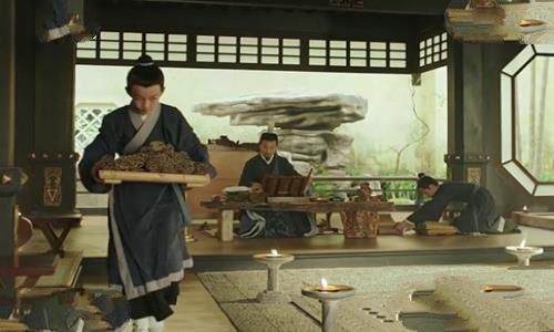 诸葛亮最大的成就是什么?诸葛亮是蜀国最重要的人么? 诸葛亮最大的成就是什么?诸葛亮是蜀国最重要的人么?