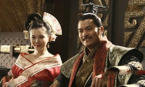 《大风歌》中戚夫人和刘邦的剧照(刘雨鑫饰演戚夫人)