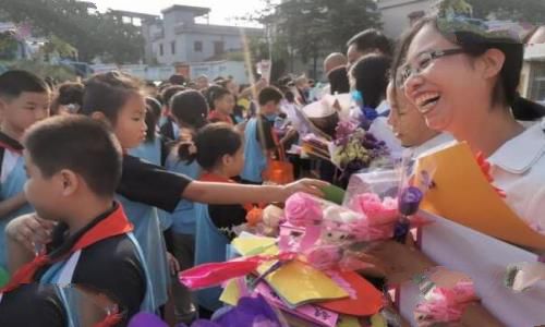 教师节的由来：第六届全国人大常委会第九次会议(大陆)