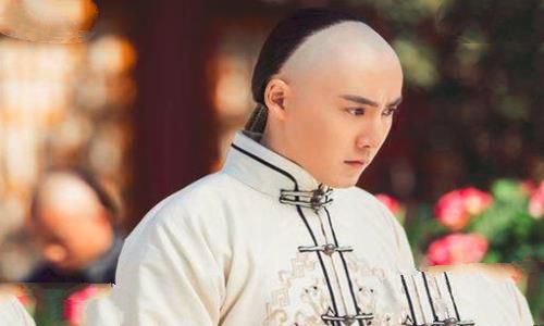 清初四大贝勒分别是谁?贝勒爷属于什么职位? 清初四大贝勒分别是谁?贝勒爷属于什么职位?