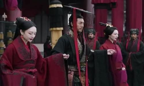 历史上嬴政最爱的女人,是芈华还是离秋 历史上嬴政最爱的女人,是芈华还是离秋