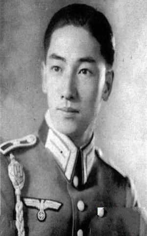 蒋纬国身世之谜 蒋纬国的生父生母究竟是谁